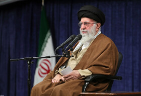 دیدار هزاران نفر از اقشار مختلف مردم با رهبر انقلاب