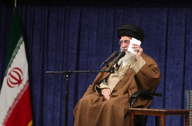 دیدار هزاران نفر از اقشار مختلف مردم با رهبر انقلاب