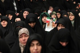 دیدار هزاران نفر از اقشار مختلف مردم با رهبر انقلاب