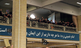 دیدار هزاران نفر از اقشار مختلف مردم با رهبر انقلاب