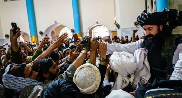 واکنش طالبان به کشته شدن خلیلالرحمان حقانی واکنش طالبان به کشته شدن خلیلالرحمان حقانی