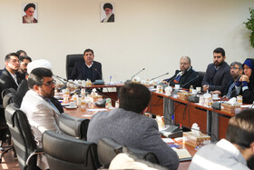 نشست مدیران اندیشکده‌ها با مشاور و دستیار رهبری