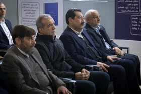 بازدید رییس جمهور از نمایشگاه توانمندی های بخش صنعت و معدن