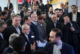 بازدید رییس جمهور از نمایشگاه توانمندی های بخش صنعت و معدن