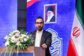 دکتر حسینی، رئیس باشگاه دانش بنیان