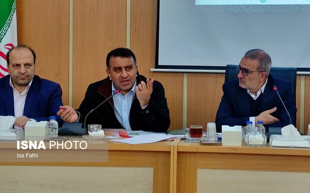 برخی مدیران راه وزارتخانه خود را بلد نیستند برخی مدیران راه وزارتخانه خود را بلد نیستند