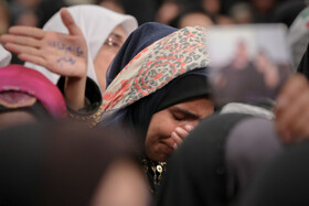 دیدار هزاران نفر از زنان و دختران با رهبر انقلاب