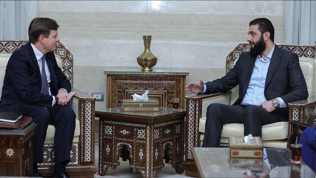 نماینده وزارت خارجه انگلیس در دیدار با جولانی دیپلماتهای انگلیسی به دیدار جولانی رفتند