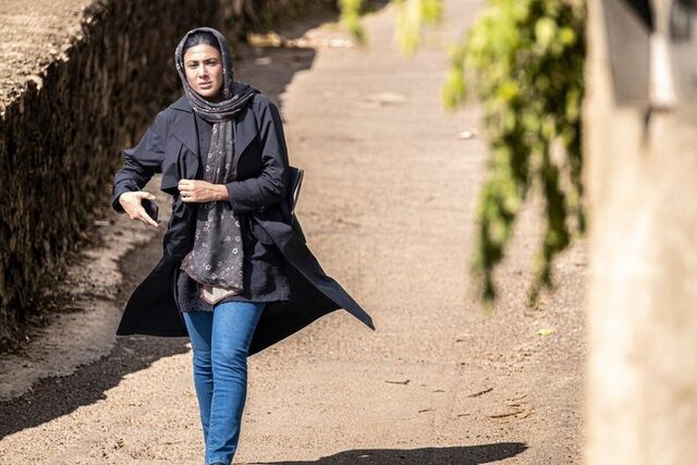 امین حیایی، آزاده صمدی و محسن کیایی به سینما میآیند