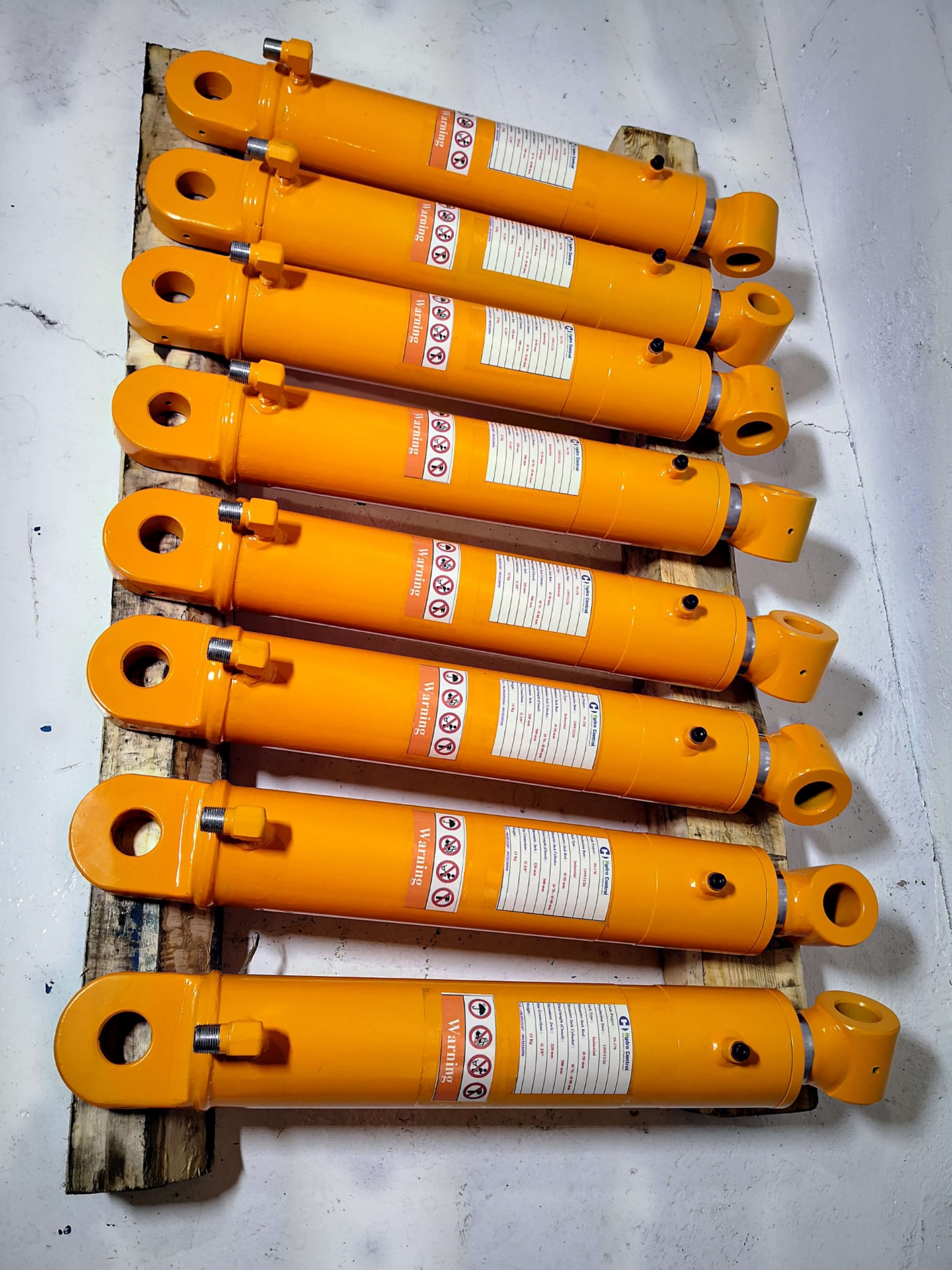 جک هیدرولیک صنعتی, ماشین آلات راه سازی و کشاورزی