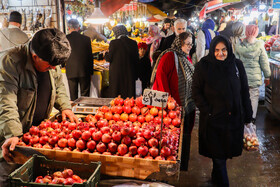 تب و تاب شب یلدا در بازار رشت