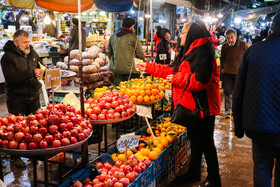 تب و تاب شب یلدا در بازار رشت