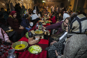 بزرگ ترین کرسی شب یلدا در کرمان