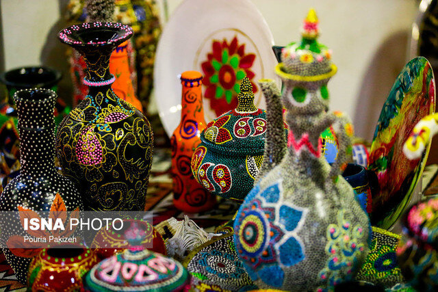 عکس تزئینی است برگزاری دورههای آموزشی صنایعدستی برای سربازان در قم