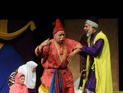 حضور پررنگ دختران در آیینهای شب چله