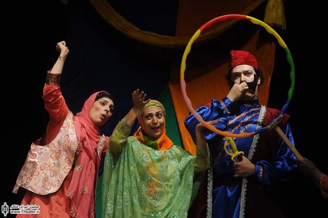 حضور پررنگ دختران در آیینهای شب چله