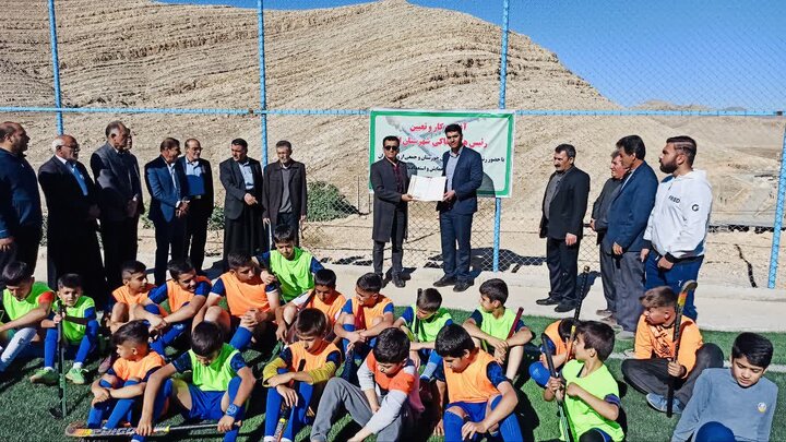 فعالیت اولین هیات هاکی در ایذه آغاز شد فعالیت اولین هیات هاکی در ایذه آغاز شد