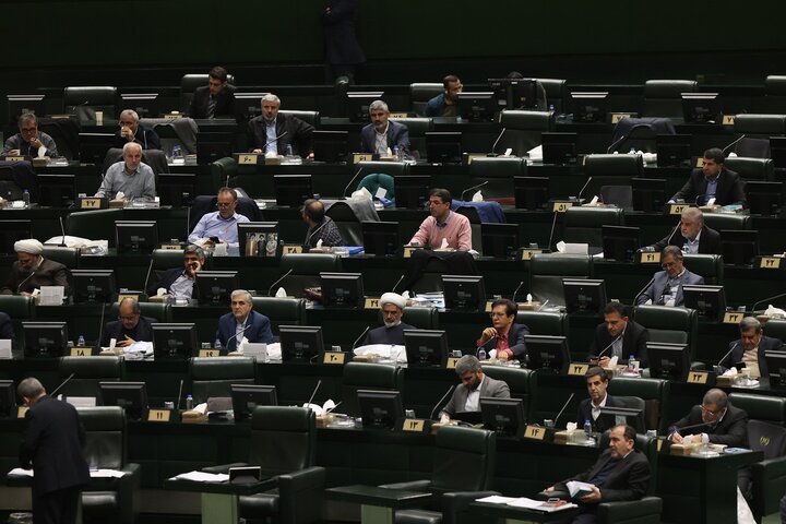 ۶ آبان؛ جلسه نظارتی مجلس برای بررسی مشکلات معیشتی و اقتصادی ۶ آبان؛ جلسه نظارتی مجلس برای بررسی مشکلات معیشتی و اقتصادی