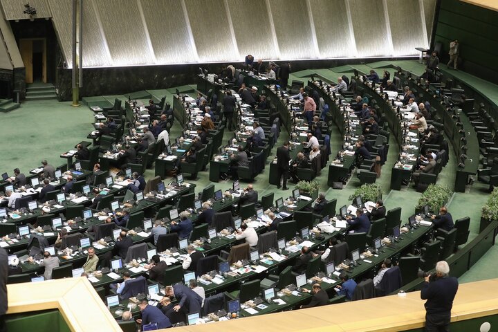 مقصران حادثه واژگونی اتوبوس دانشآموزان کرمانی بر اساس گزارش جامع کمیسیون عمران مقصران حادثه واژگونی اتوبوس دانشآموزان کرمانی بر اساس گزارش جامع کمیسیون عمران