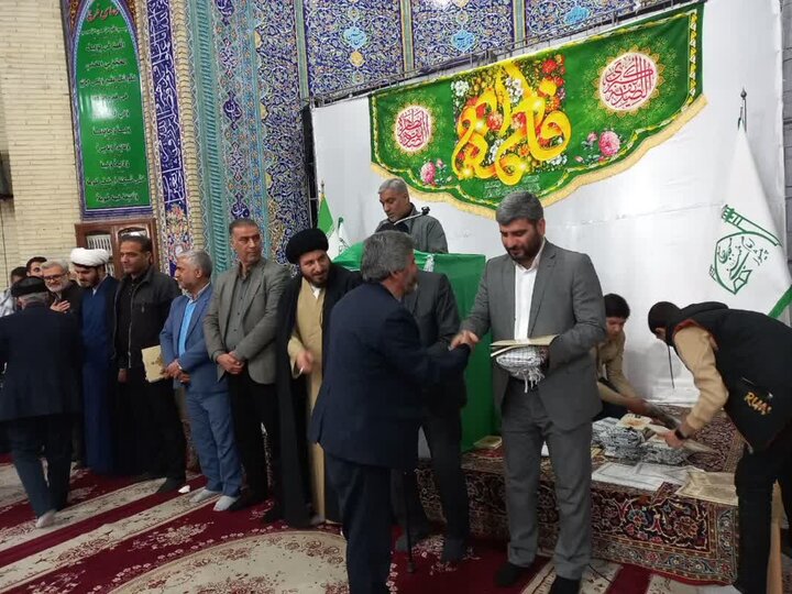 مراسم تکریم از فعالان فاطمی شهرستان پیشوا برگزار شد مراسم تکریم از فعالان فاطمی شهرستان پیشوا برگزار شد