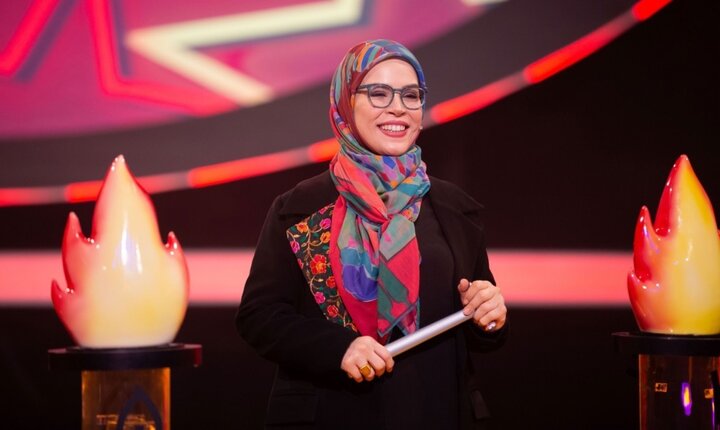 نگاهی به مجریان زن تلویزیون/ویترین صداوسیما چقدر دست خانمهاست؟