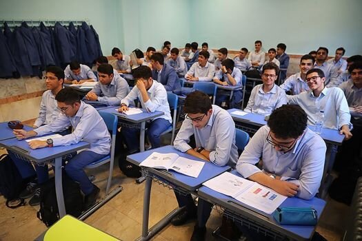 شادابی و تحرک در کلاسهای درس با هدایت تحصیلی درست شادابی و تحرک در کلاسهای درس با هدایت تحصیلی درست