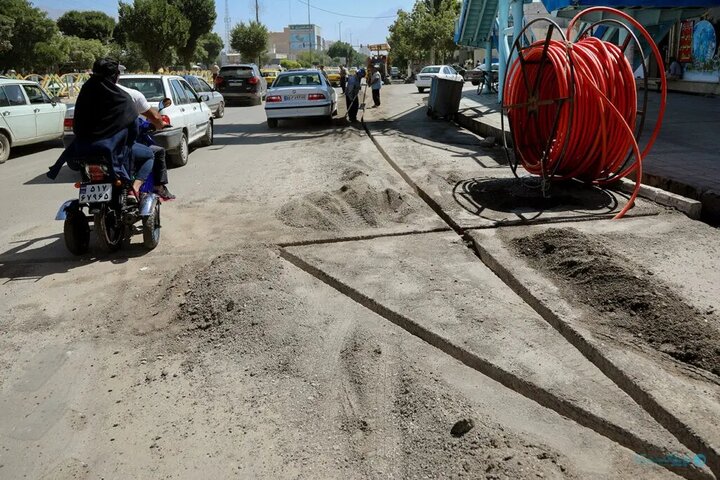 انتقاد شدید فرماندار پاوه از حفاریهای سطح شهر و عدم ترمیم آنها انتقاد شدید فرماندار پاوه از حفاریهای سطح شهر و عدم ترمیم آنها