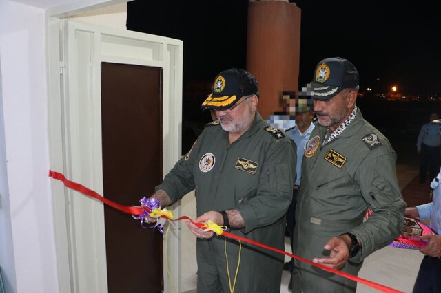 بازدید فرمانده نیروی هوایی ارتش از پایگاه شکاری خلبانان شهید برادران دلحامد بازدید فرمانده نیروی هوایی ارتش از پایگاه شکاری خلبانان شهید برادران دلحامد