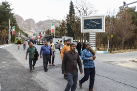 آماده سازی گلزار شهدای کرمان به مناسبت پنجمین سالگرد شهادت سردار سلیمانی