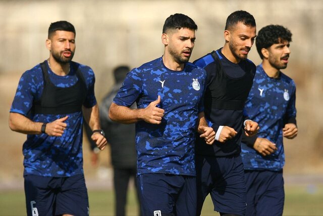 بازیکن پیکان در تمرین استقلال حضور یافت بازیکن پیکان در تمرین استقلال حضور یافت