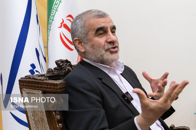 نیکزاد: دشمن به دنبال مشاهده سیگنال ضعف از سوی ماست نیکزاد: دشمن به دنبال مشاهده سیگنال ضعف از سوی ماست