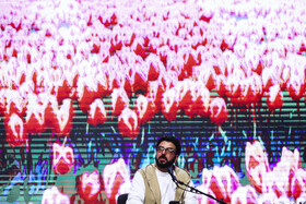 حامد عسکری (شاعر و ترانه سرا )در مراسم «به نام کرمان، به یاد حماسه و عرفان»