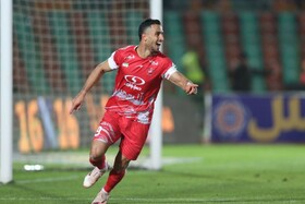 علی علیپور: چرا روی پرسپولیس حساس شده‌اید؟