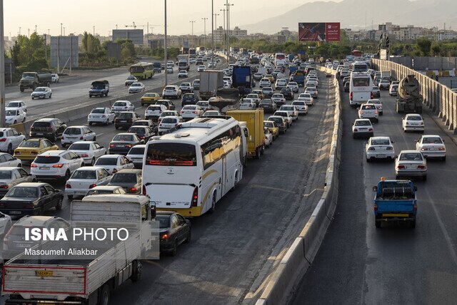 عکس آرشیوی است ترافیک سنگین در جادههای البرز