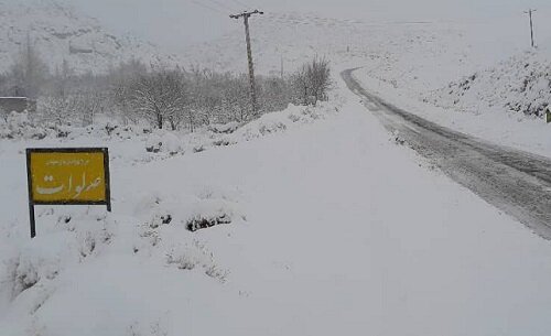 بارش اولین برف زمستانی در اکثر نقاط استان کرمان+ عکس
