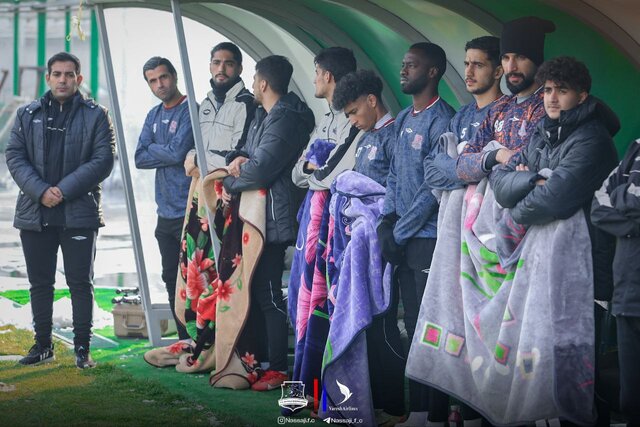 ویدیو/ توقف دیدار ذوبآهن - نساجی به علت برف شدید ویدیو/ توقف دیدار ذوبآهن - نساجی به علت برف شدید