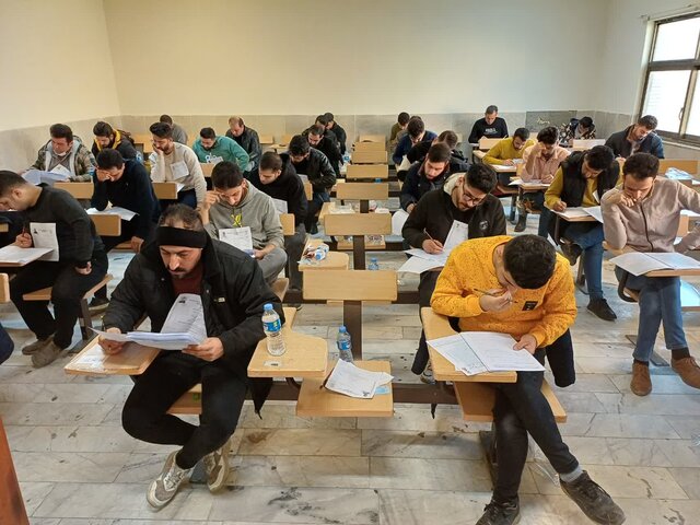 رقابت ۱۱۳۱ نفر در آزمون استخدامی مشاغل عملیاتی شهرداریهای استان سمنان
