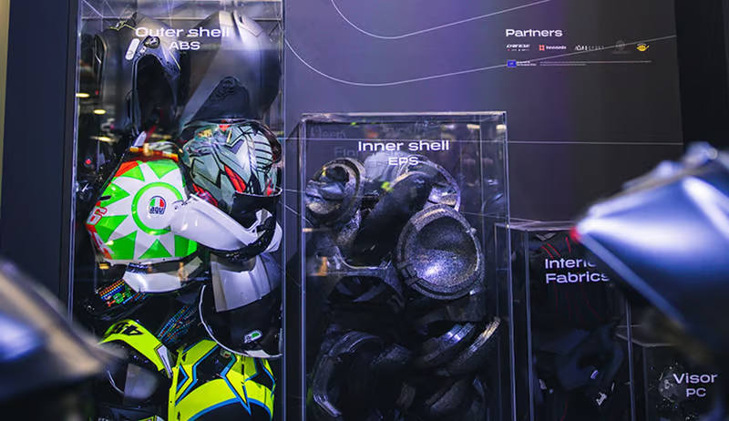 آیا آینده موتورسواری با کلاههای ایمنی بازیافتی رقم میخورد؟