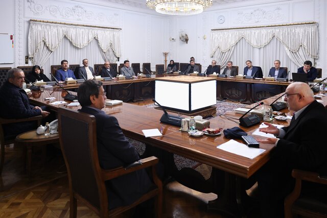 دیدار اعضای شورای رقابت با پزشکیان دیدار اعضای شورای رقابت با پزشکیان