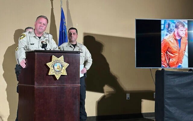 نیت عامل انفجار خودروی سایبر تراک مقابل هتل ترامپ مشخص شد نیت عامل انفجار خودروی سایبر تراک مقابل هتل ترامپ مشخص شد