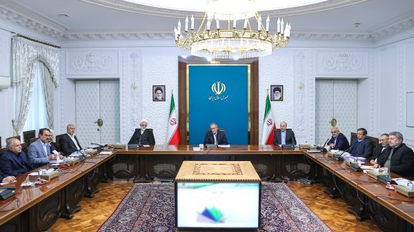 برگزاری نشست سران قوا با موضوع مدیریت بازار ارز برگزاری نشست سران قوا با موضوع مدیریت بازار ارز