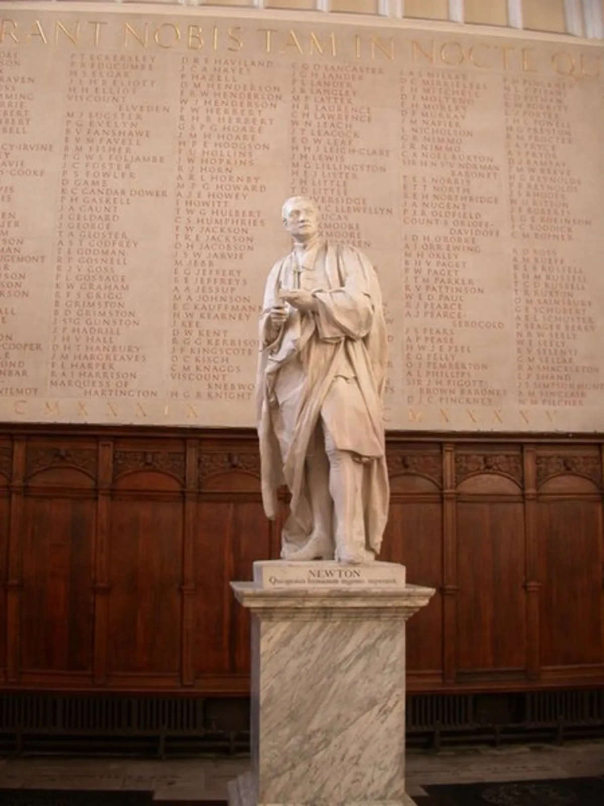 آیزاک نیوتن؛ نابغهای که تحولی عظیم در دانش بشر ایجاد کرد