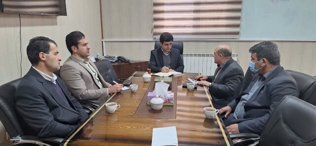 تقویت تشکلهای کارگری و کارفرمایی تأثیر بسزایی در صیانت از نیروی کار دارد تقویت تشکلهای کارگری و کارفرمایی تأثیر بسزایی در صیانت از نیروی کار دارد