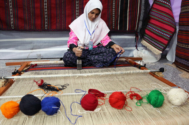 پروژههای اشتغالزایی صنایع دستی؛ راهی برای حفظ هنر و هویت فرهنگی پروژههای اشتغالزایی صنایع دستی؛ راهی برای حفظ هنر و هویت فرهنگی