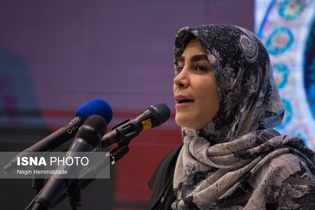 عکس آرشیوی است رسانهها مطالبهگر باشند / بعد از جشنوارهها شفافسازی میکنیم