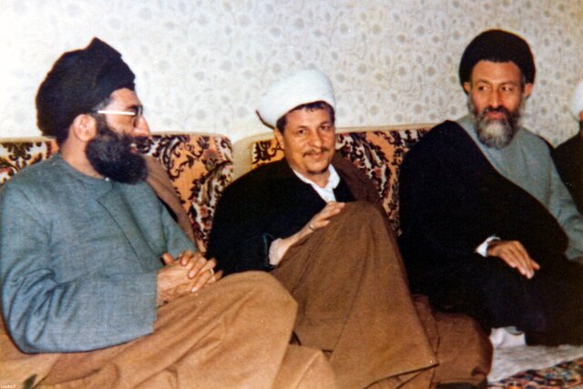 سایهروشنهای زندگی «آیت الله»