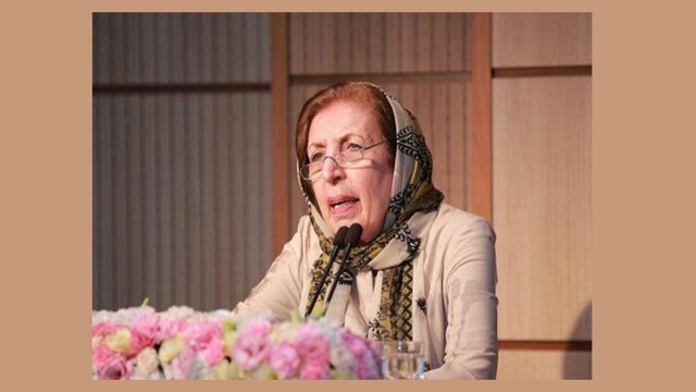 ببینید/دکتر ژاله آموزگار: نرید، ایران تنهاست! ببینید/دکتر ژاله آموزگار: نرید، ایران تنهاست!