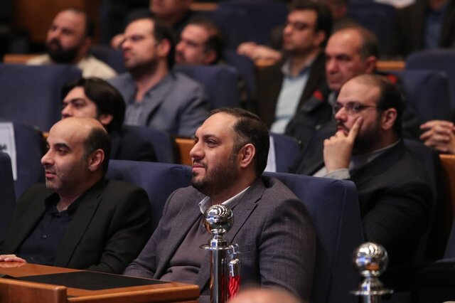 مدیر شبکه یک: طوفان رسانهای پرفرازونشیبی را ۲ سال تجربه کردیم مدیر شبکه یک: طوفان رسانهای پرفرازونشیبی را ۲ سال تجربه کردیم