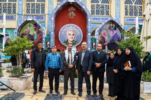 ادای احترام معاون جهاد دانشگاهی کشور به شهید سلیمانی/ خانواده سلطانینژاد؛ نمونه بی نظیر ایثار