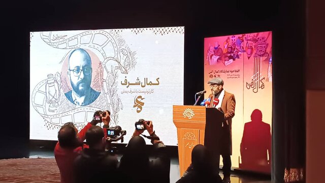 کمال شرف ـ هنرمند یمنی: کاریکاتور را کاری جهادی میببینم